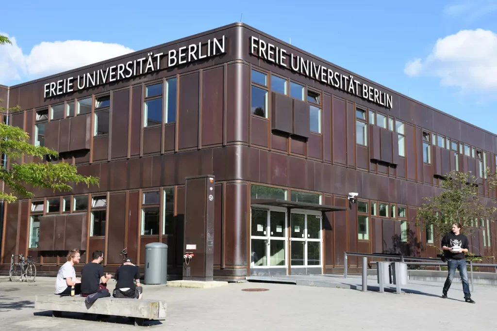 Freie-Universität Berlin