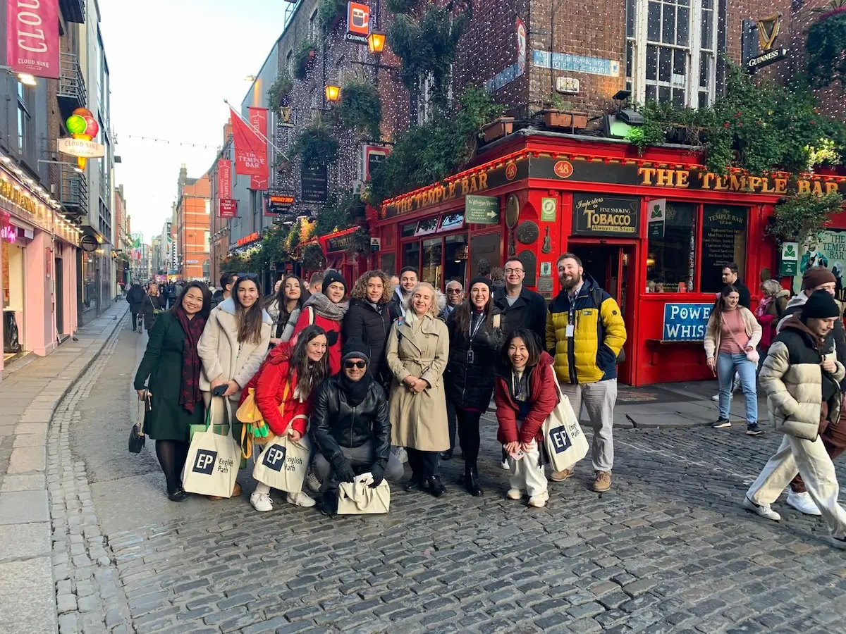 İrlanda Dil Okulu Fiyatları 2025'de Ne Kadar Oldu